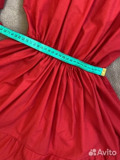 Красное платье с открытыми плечами и поясом 40 42