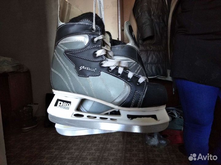 Коньки хоккейные размер 39 в хорошем состоянии