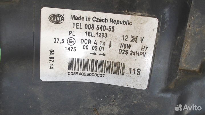 Фара (передняя) Audi A8 (D3), 2004