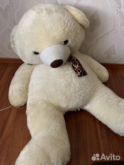 Плюшевый медведь