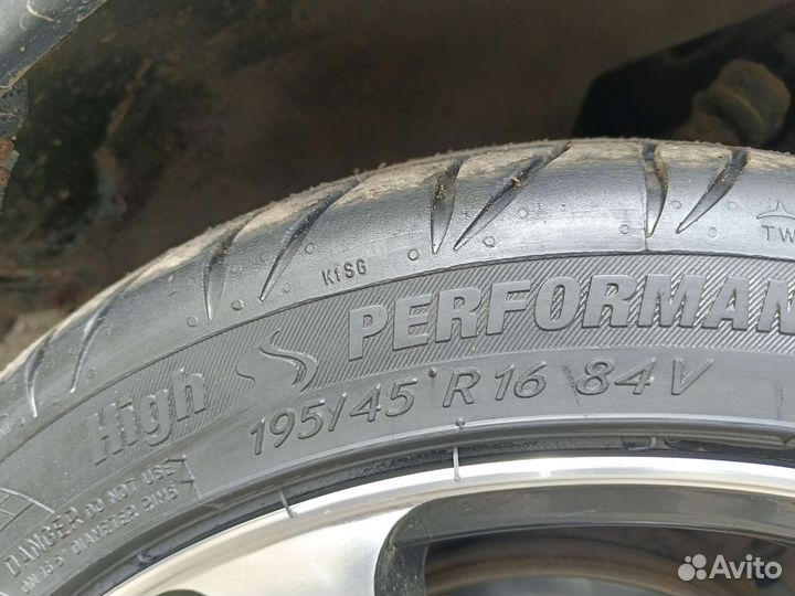 RockBuster SKS-1 195/45 R16