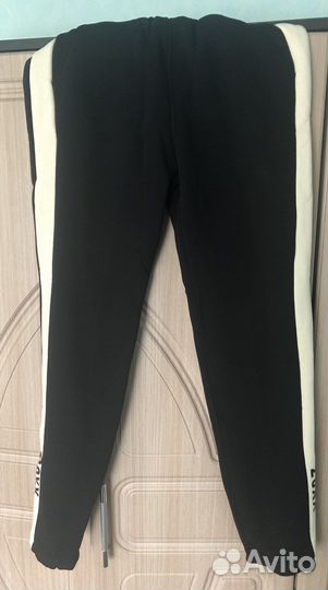 Спортивный костюм женский новый