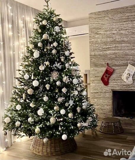 Елка искусственная