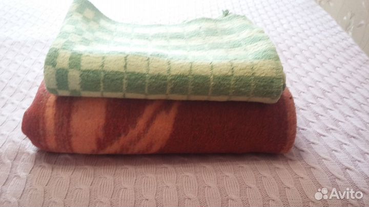 Три детских одеяла, цена за все