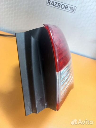 Фонарь правый наружний Nissan Almera G15