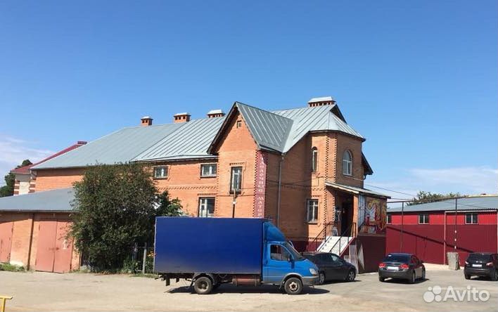 Продавец консультант керамической плитки