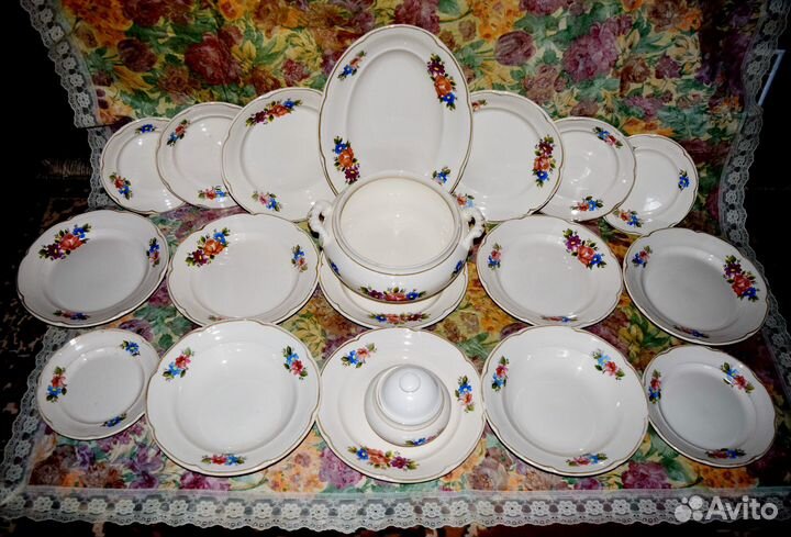 Сервизы чайные +кофейные +столовые