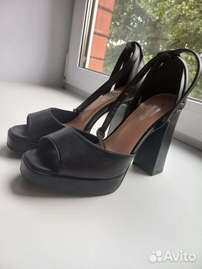 Туфли женские 36 размер новые