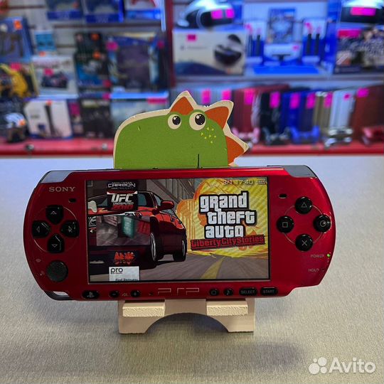 Sony PSP Red Black 3008 4gb + 4 игры прошитая