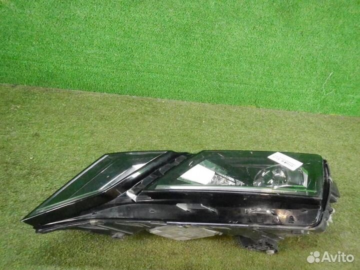 Фара левая Skoda Octavia