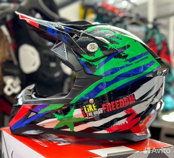 Детский мотошлем