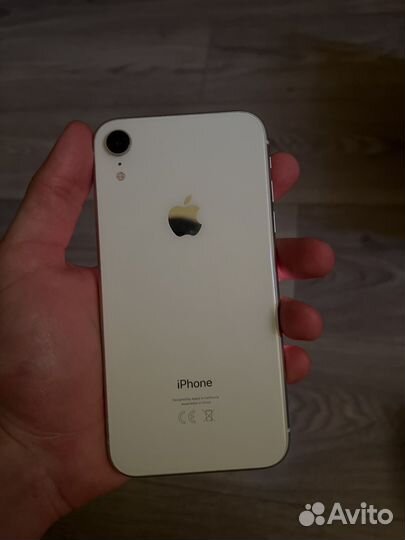 iPhone Xr, 64 ГБ