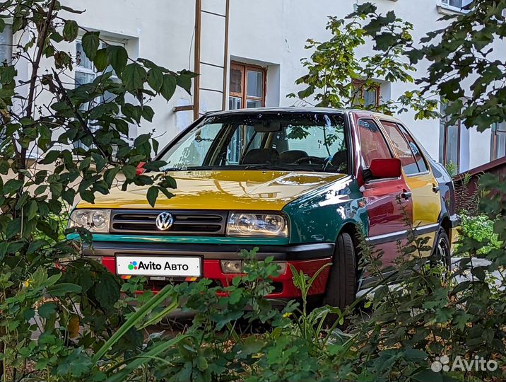 Volkswagen Vento 1.8 AT, 1993, 306 000 км