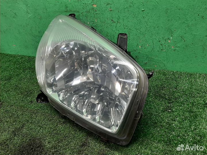 Фара правая Toyota RAV4 A2 2003
