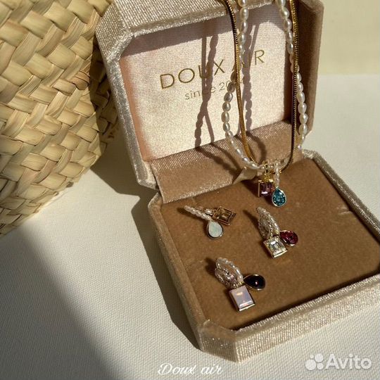 Ожерелье жемчуг камни золото