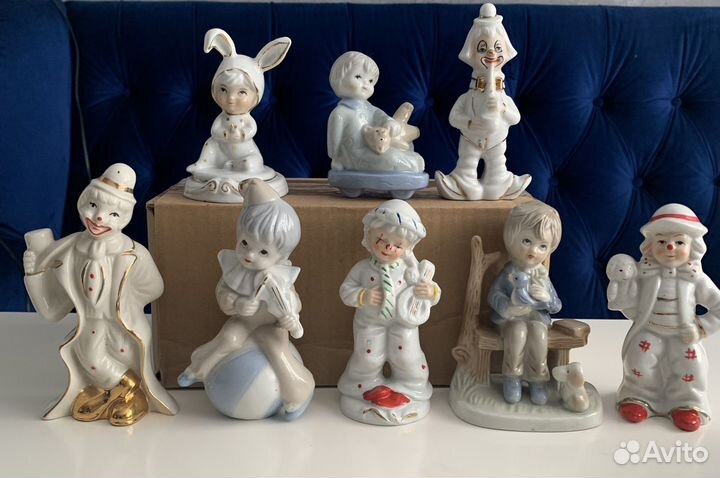 Фарфоровые статуэтки клоун дети