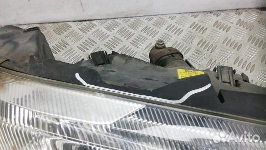 Фара правая peugeot 406 (96X07MU01)