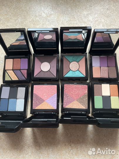 Наборы теней Мэри Кей