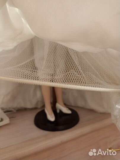 Куклы фарфоровые коллекционные