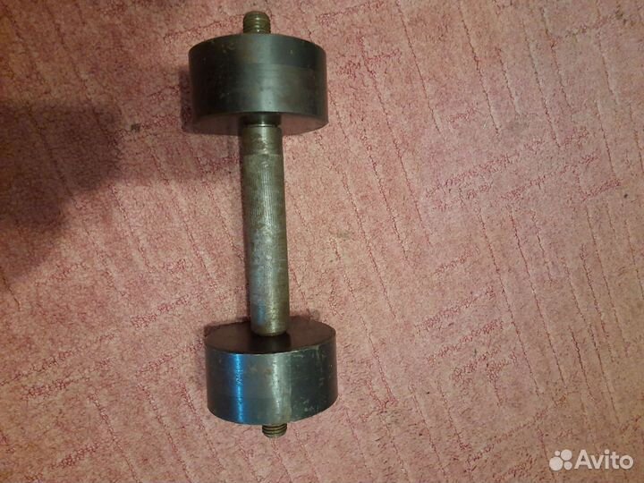 Гантеля 7кг