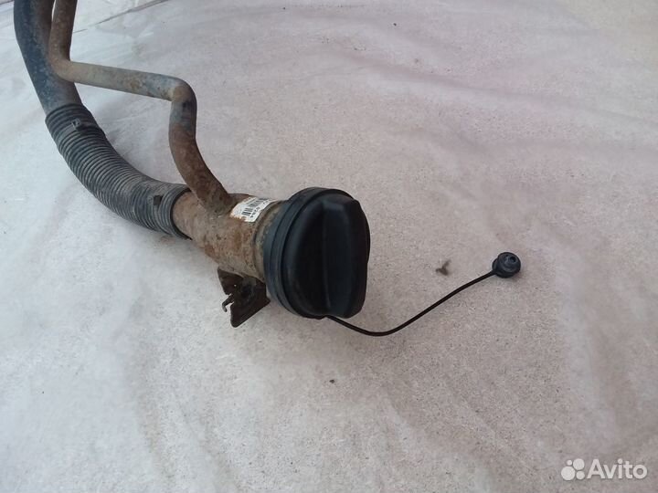 Заливная горловина Opel Mokka