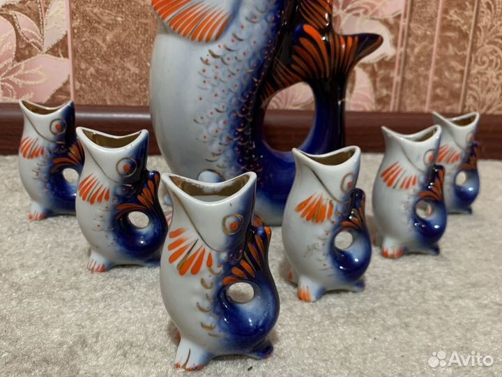 Фарфоровый сервиз.рыбки