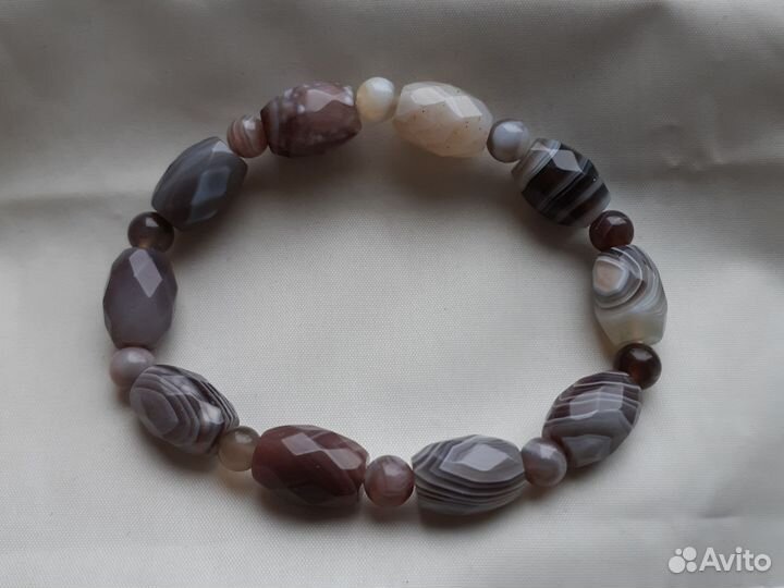 Браслет из агата Ботсвана