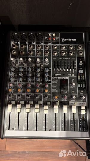 Микшерный пульт Mackie proFx 8