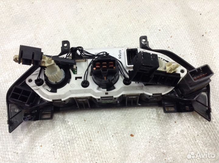 Блок управления отопителем Шевроле Авео т250 разбо