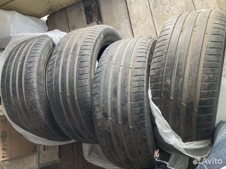 Michelin Pilot Sport 4 SUV 255/50 R19