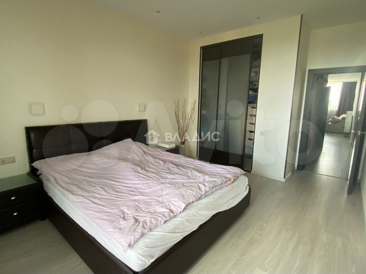 2-к. квартира, 83 м², 14/17 эт.