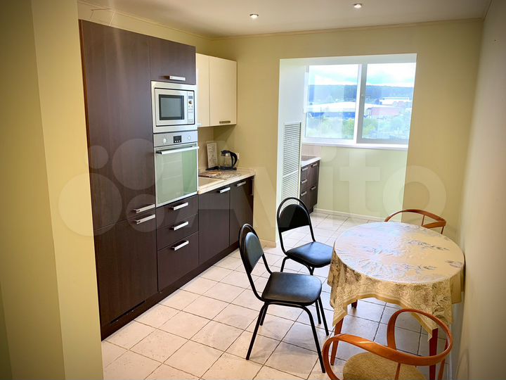 2-к. квартира, 60 м², 7/17 эт.
