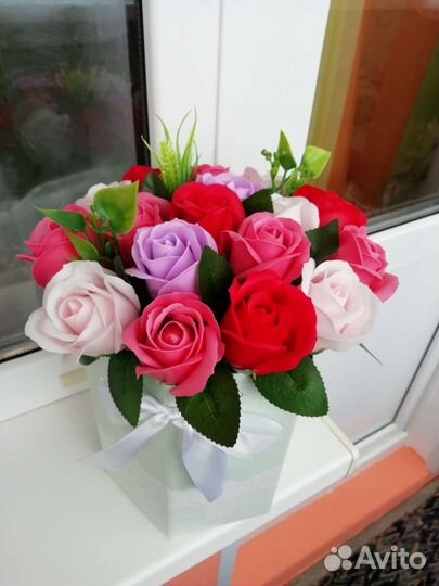 В наличии Цветы, букеты, подарки. Мыльные розы
