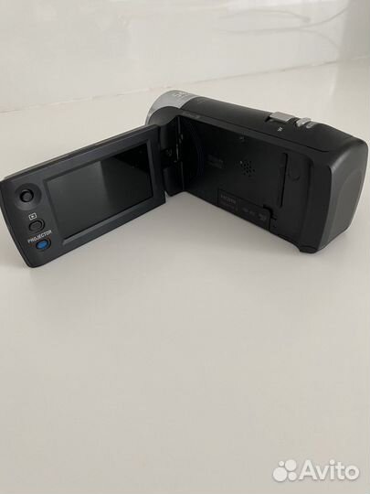 Видеокамера Sony HDR-PJ240E