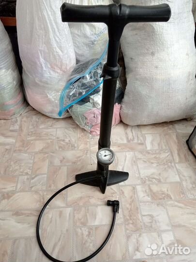 Насос для велосипеда