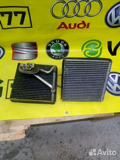 Радиатор охладителя печки передний Skoda Octavia