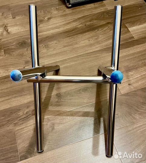 Стойка для комбоусилителя