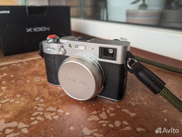 Fujifilm X100V Silver