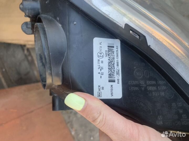 Фара на Форд фокус 3