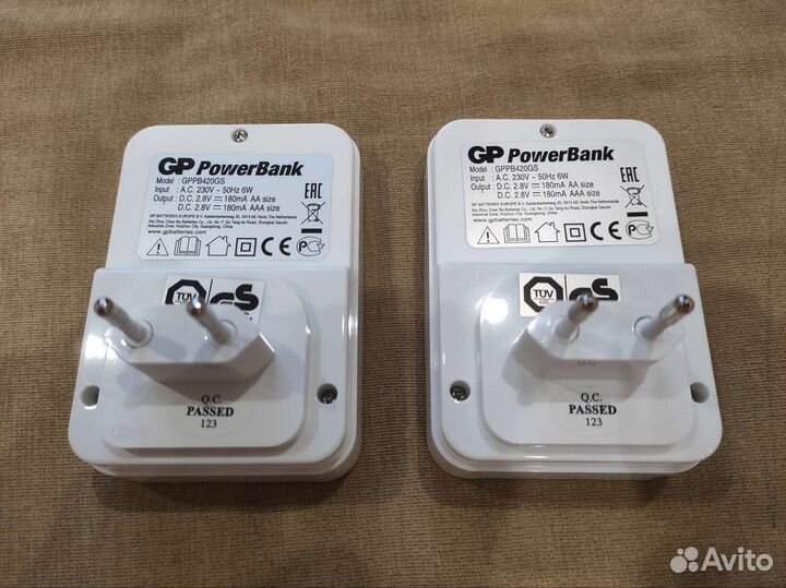 Зарядное устройство