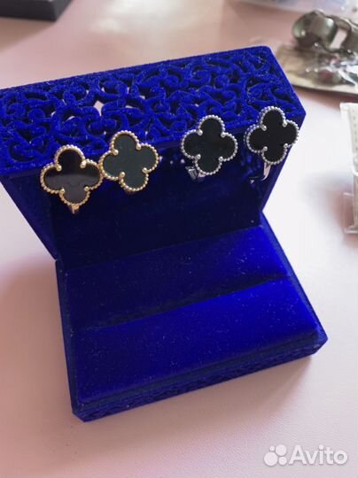 Серьги в форме клевера