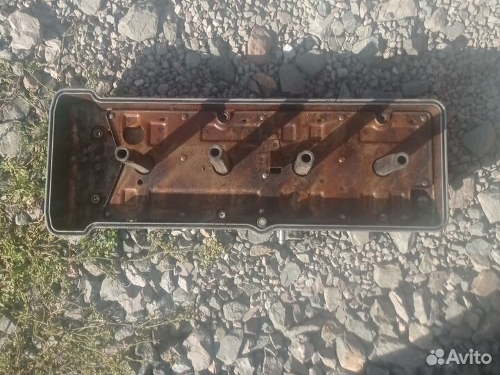 Клапанная крышка на Suzuki Grand Vitara
