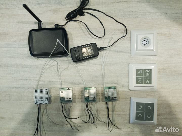 Набор Noolite (выключатели, блоки управления, шлюз