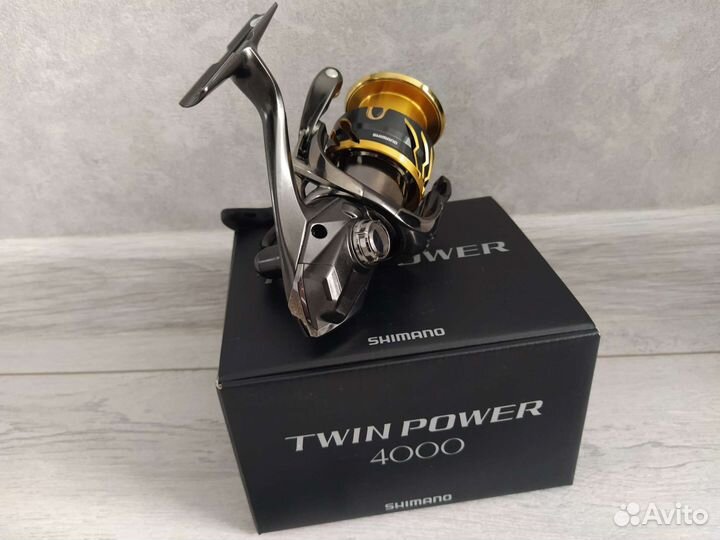 Shimano 20 Twin Power 4000