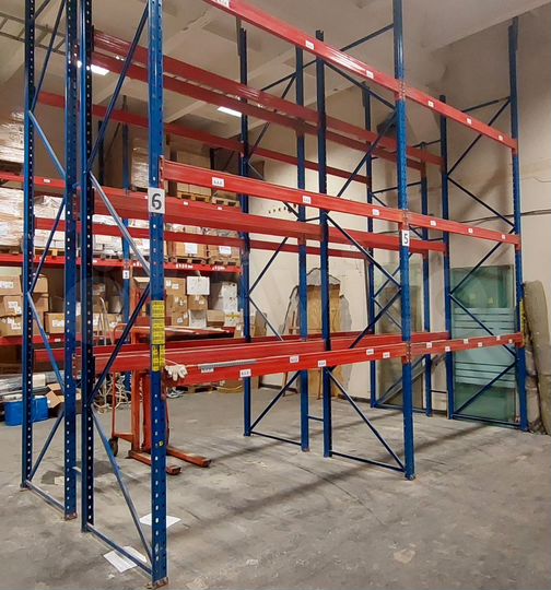 Склад, 219 м²