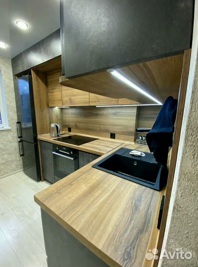 Кухонный гарнитур угловой современный