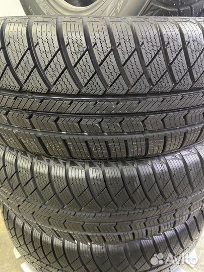 Sailun Atrezzo 4 Seasons 215/65 R16 102V