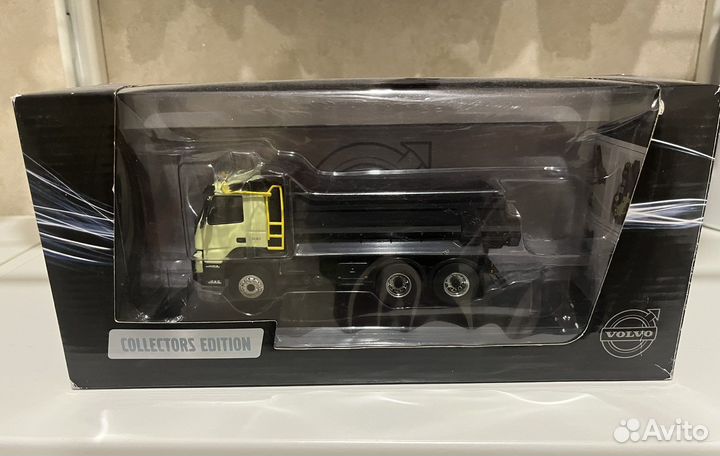 Коллеционная модель самосвала Volvo FMX 6x4