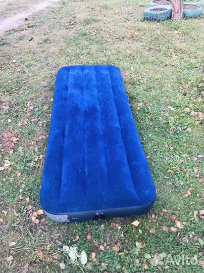 Надувной матрас intex