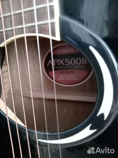 Гитара Yamaha плюс комбик roland